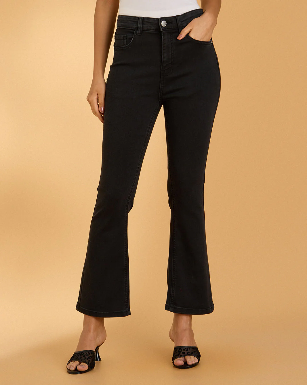 Women Jeans 02