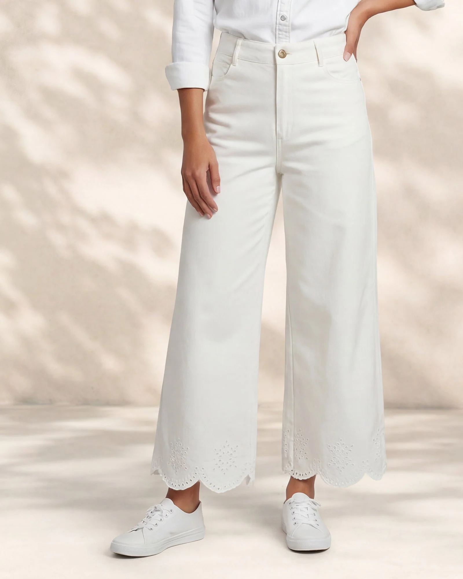 Women Jeans 03